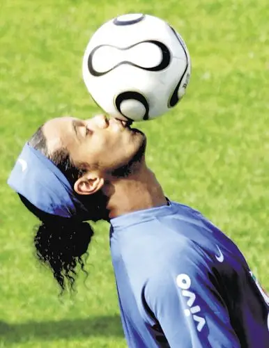 守表现较为 守表现较为