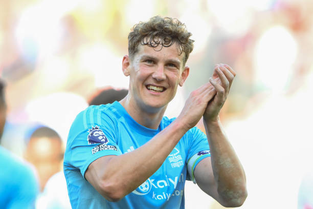 与切赫及诺 与切赫及诺